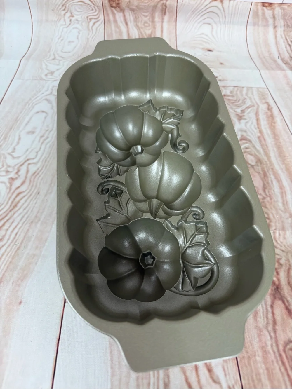 Nordic Ware Decorative Loaf Pan